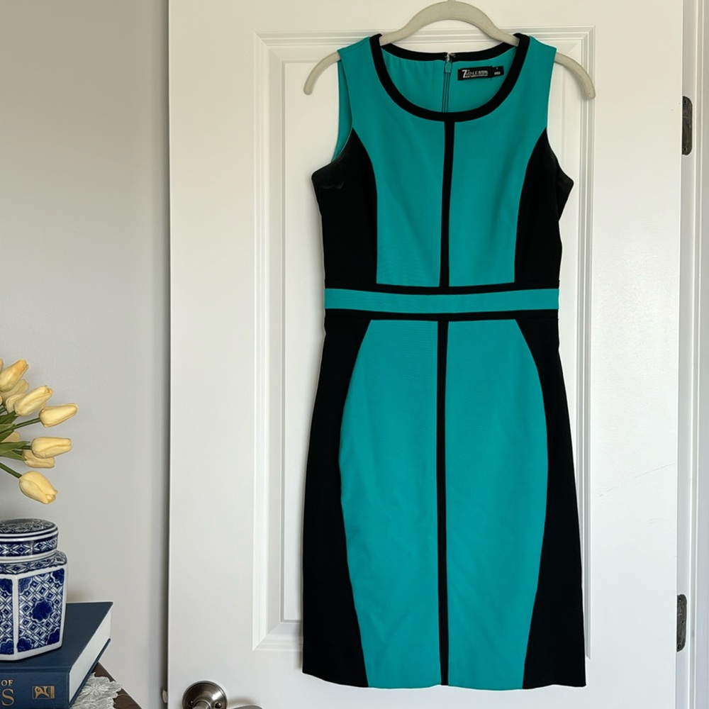 New York & Company 7th Avenue Suiting Collection
Teal & Black knee length dress